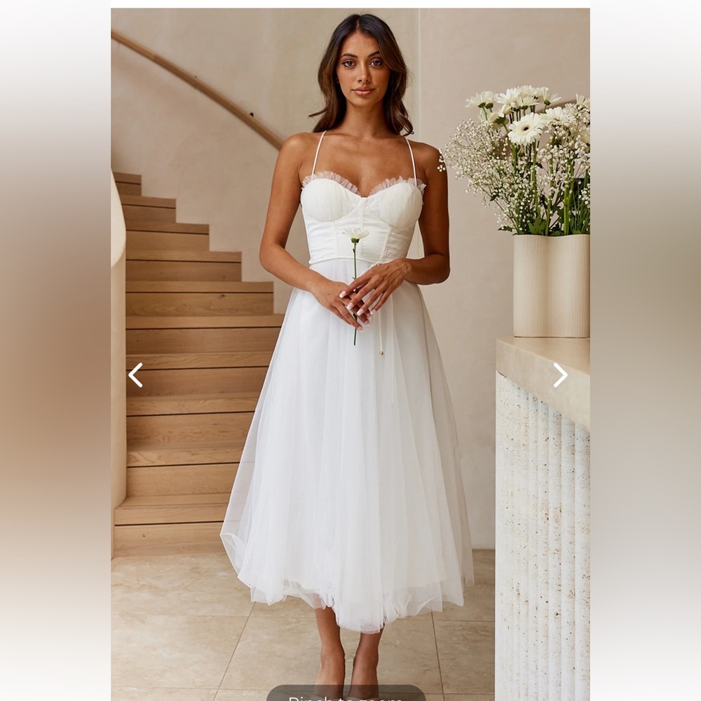 Selfie Leslie White Midi Dress